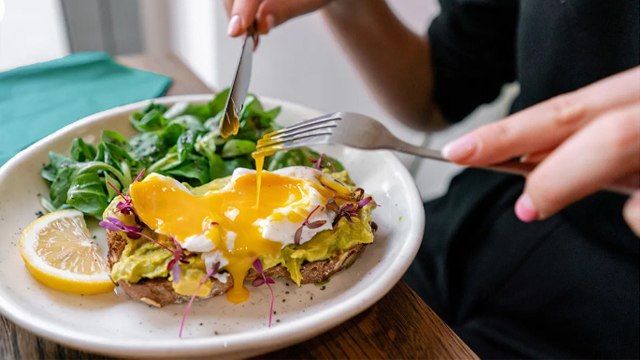 खाली पेट अंडा खाने से क्या होता है | Khali Pet Anda Khane Se Kya Hota Hai | Boldsky *Health