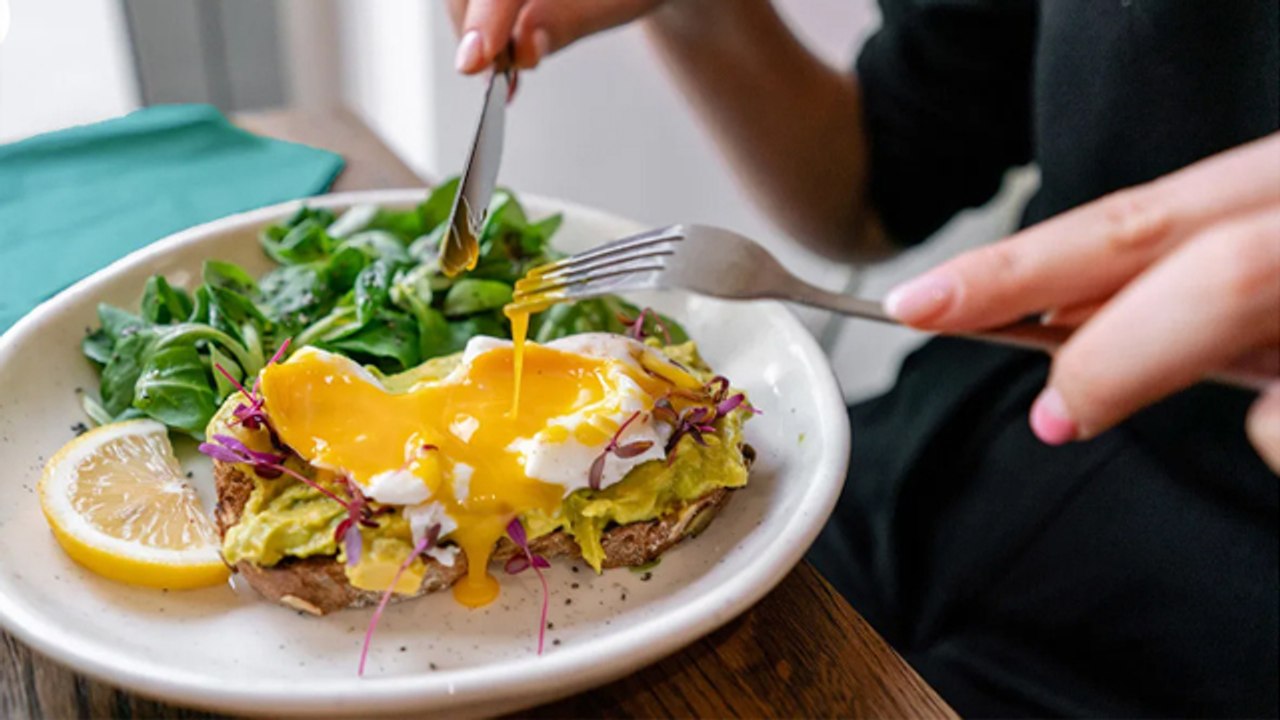 खाली पेट अंडा खाने से क्या होता है | Khali Pet Anda Khane Se Kya Hota Hai | Boldsky *Health