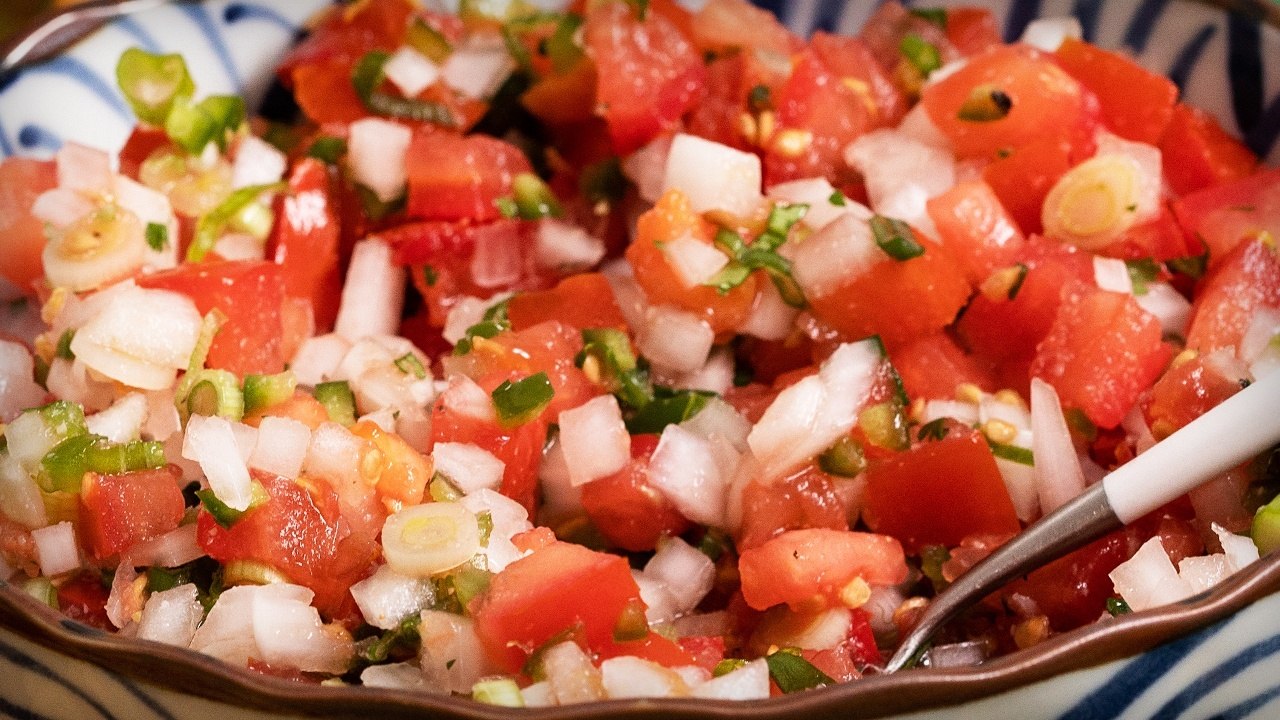 How to Make Pico de Gallo
