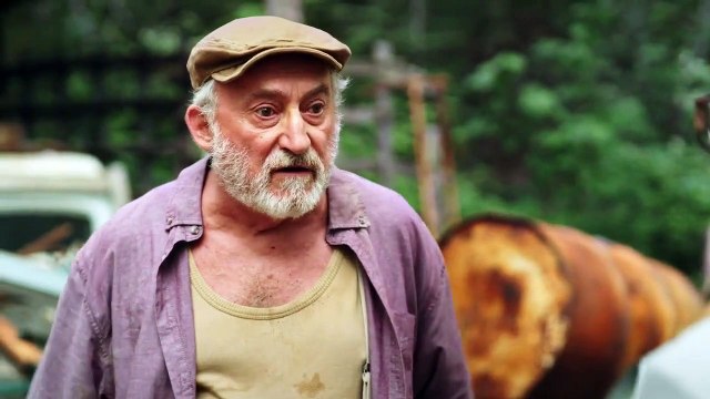 Plus belle la vie : [Indiscrétion] - Ariane piège le voisin d'Eric et Simon