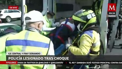 Policía se lesiona tras choque en eje central en CdMx