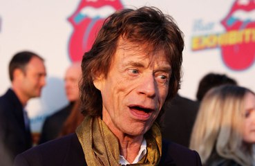 Скачать видео: Sir Mick Jagger: 'The ABBA thing gives you this kind of technology breakthrough...'