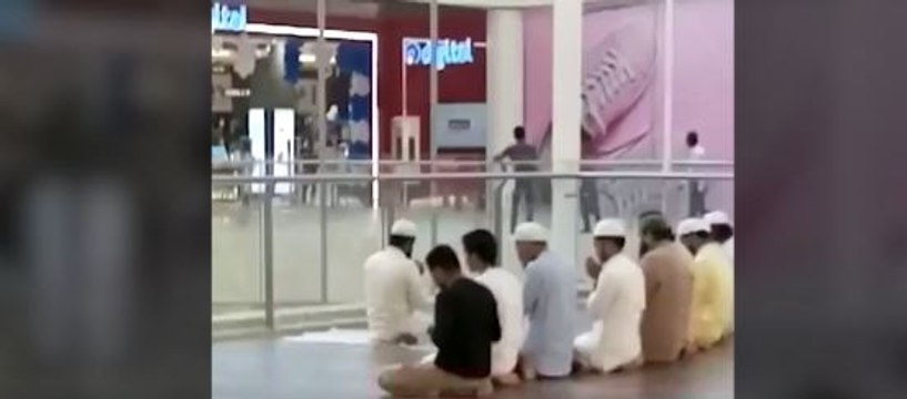 Lucknow News: FIR lodged against reading Namaz in Lulu Mall | Master Stroke