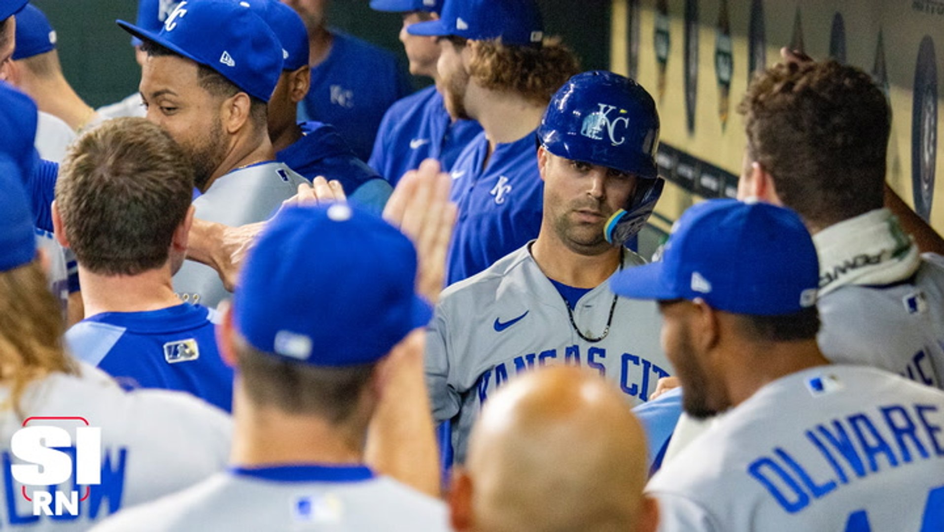 10 unvaccinated Kansas City Royals can't play in series vs