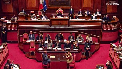 Presidente italiano não aceita demissão do Primeiro-ministro