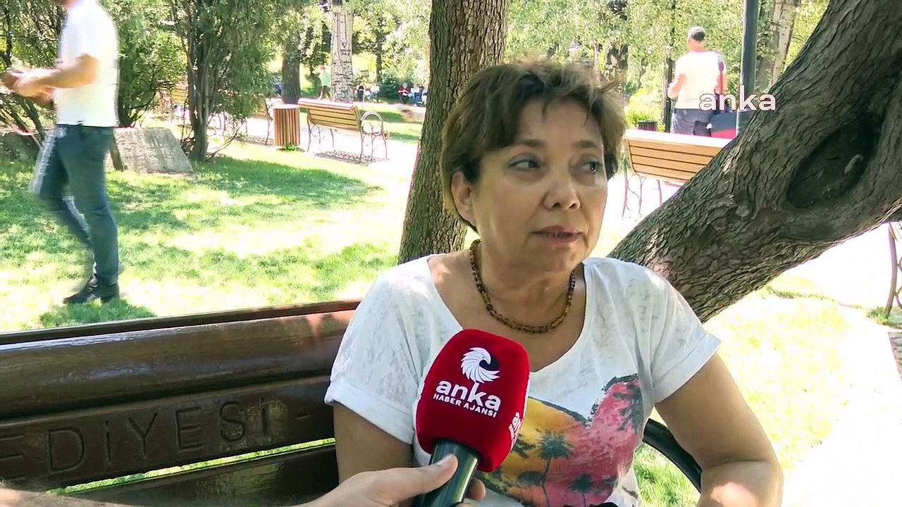 Bayram tatilini evinde geçiren vatandaşlar ekonomiden dert yandı: Kendi memleketime bile yol parasını düşündüğüm için gidemedim