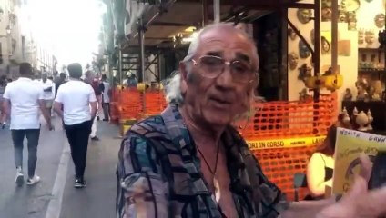 Festino di Palermo, l'abbraccio dei fedeli alla Santuzza