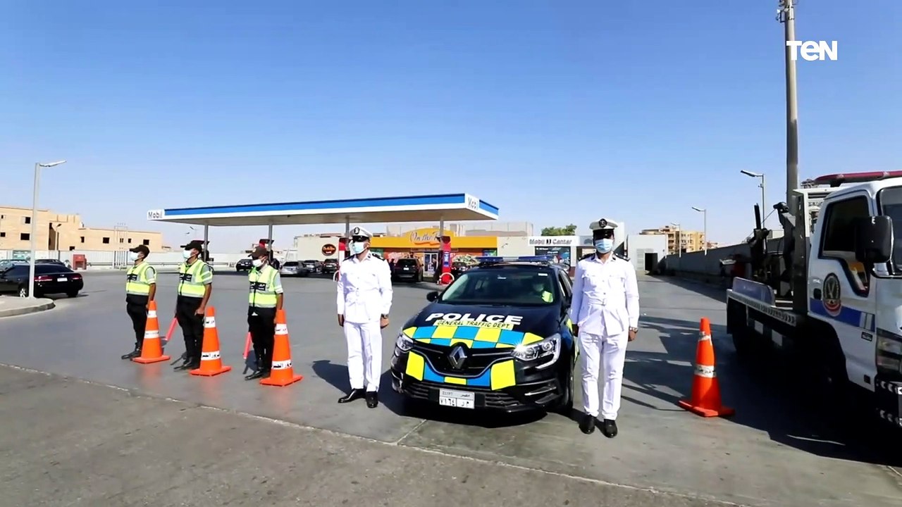 وزارة الداخلية تواصل تكثيف التواجد الأمنى بمواقف سيارات الأجرة ومحطات الوقود بكافة المحافظات