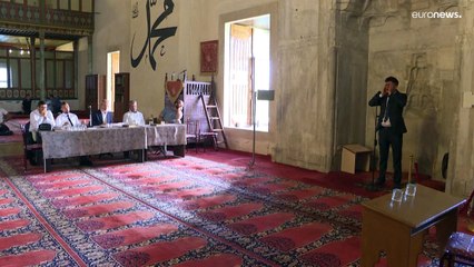 شاهد: الأذان في تركيا... مظهر ديني يجمع بين الفن والسياسة