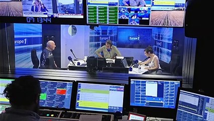 Les nouvelles mesures d'Emmanuel Macron, les hospitalisations liées à la canicule et Majorque qui veut un tourisme plus qualitatif font la Une du 15/07/2022