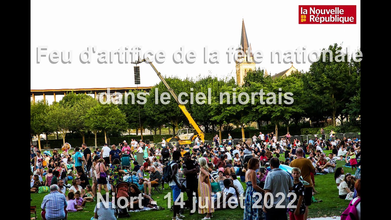 DIAPORAMA SONORE. Niort : Feu d'artifice de la fête nationale dans le ciel niortais