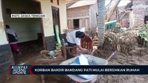 Korban Banjir Bandang Pati Mulai Bersihkan Rumah