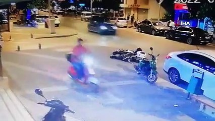 Genç kızları takip edip videolarını çeken şüpheliye meydan dayağı