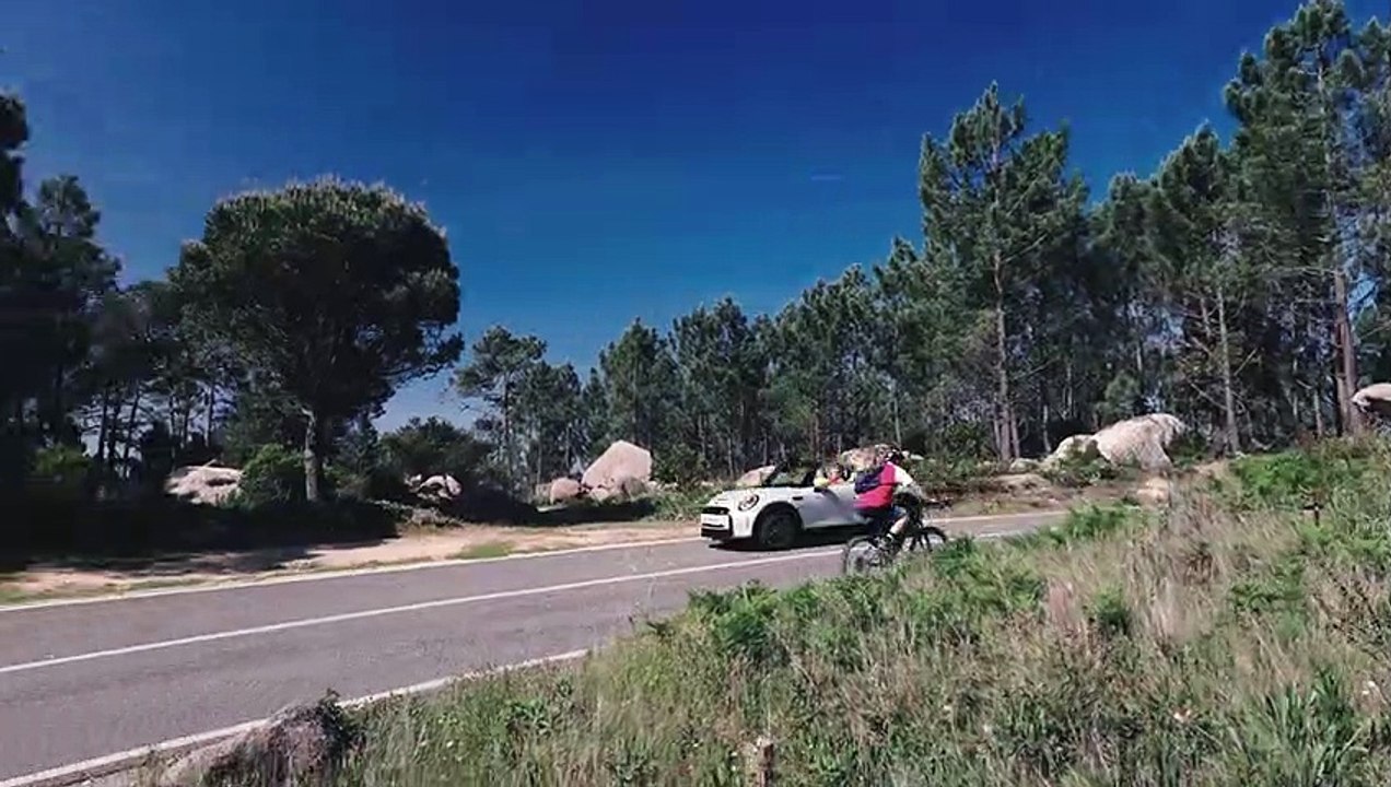 MINI Cooper SE Cabrio (2022)