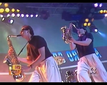 Vanessa Paradis chante Joe le taxi en live