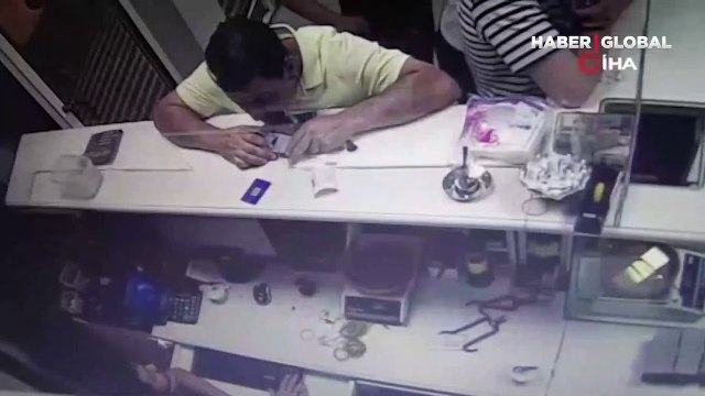 Yanlış hesap yaptı, bin 680 dolar fazla para verdi