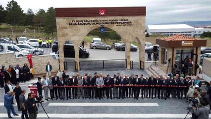 Son dakika! Yenilenen Çorum Şehitliği dualarla ziyarete açıldı