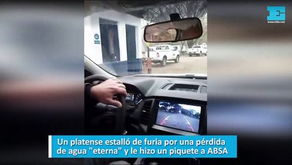 Un platense estalló de furia por una pérdida de agua "eterna" y le hizo un piquete a ABSA