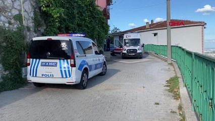 DİNİ NİKAHLI EŞİNİ ÇIPLAK HALDE ÖLÜ BULDU