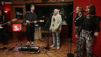 Eliza & The Delusionals cover Phoebe Bridgers 'Motion Sickness' for Like A Version