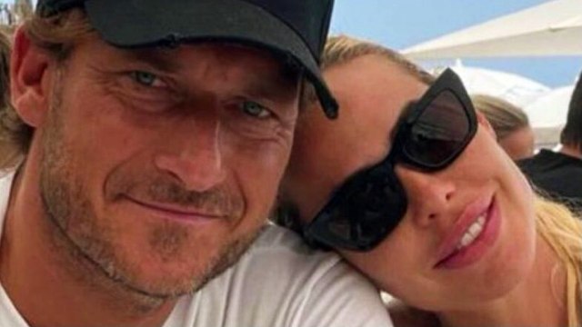 Totti e Ilary Blasi, sta succedendo di tutto. E spunta anche Silvia Toffanin