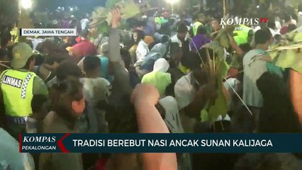 Download Video: Tradisi Berebut Nasi Ancak Sunan Kalijaga