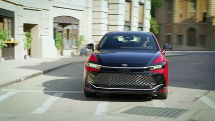 Novo Toyota Crown é anunciado com quatro versões de carroceria