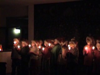 Dicke rote Kerzen, Tannenzweigenduft!