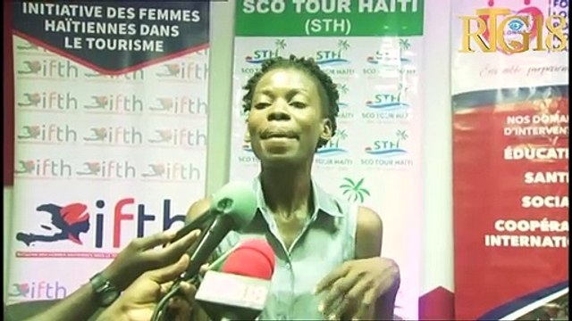 Ekriven Eunice Cincir fè vant siyati nouvo liv li ki gen pou tit Haïti, une destination touristique.