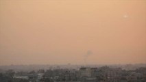 Son dakika! İsrail savaş uçakları Gazze'de Hamas'a ait noktaları vurdu