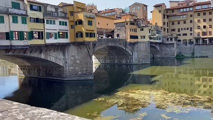 Uomo morto e donna in fin di vita a Firenze, la polizia davanti all'Hotel