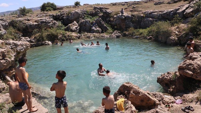 Şifa dağıtan Uyuz Gölü tamamen kurudu