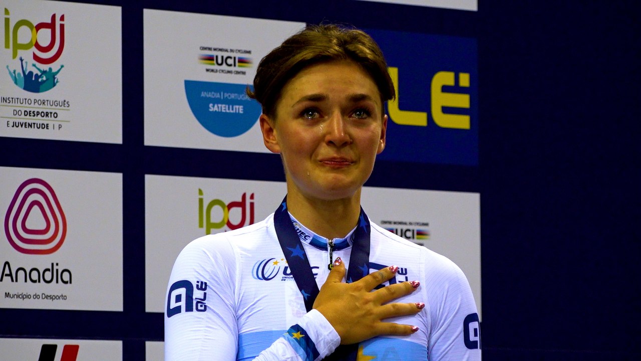 #EuroTrack22 Jun/U23 | Emotional Czech Republic national anthem