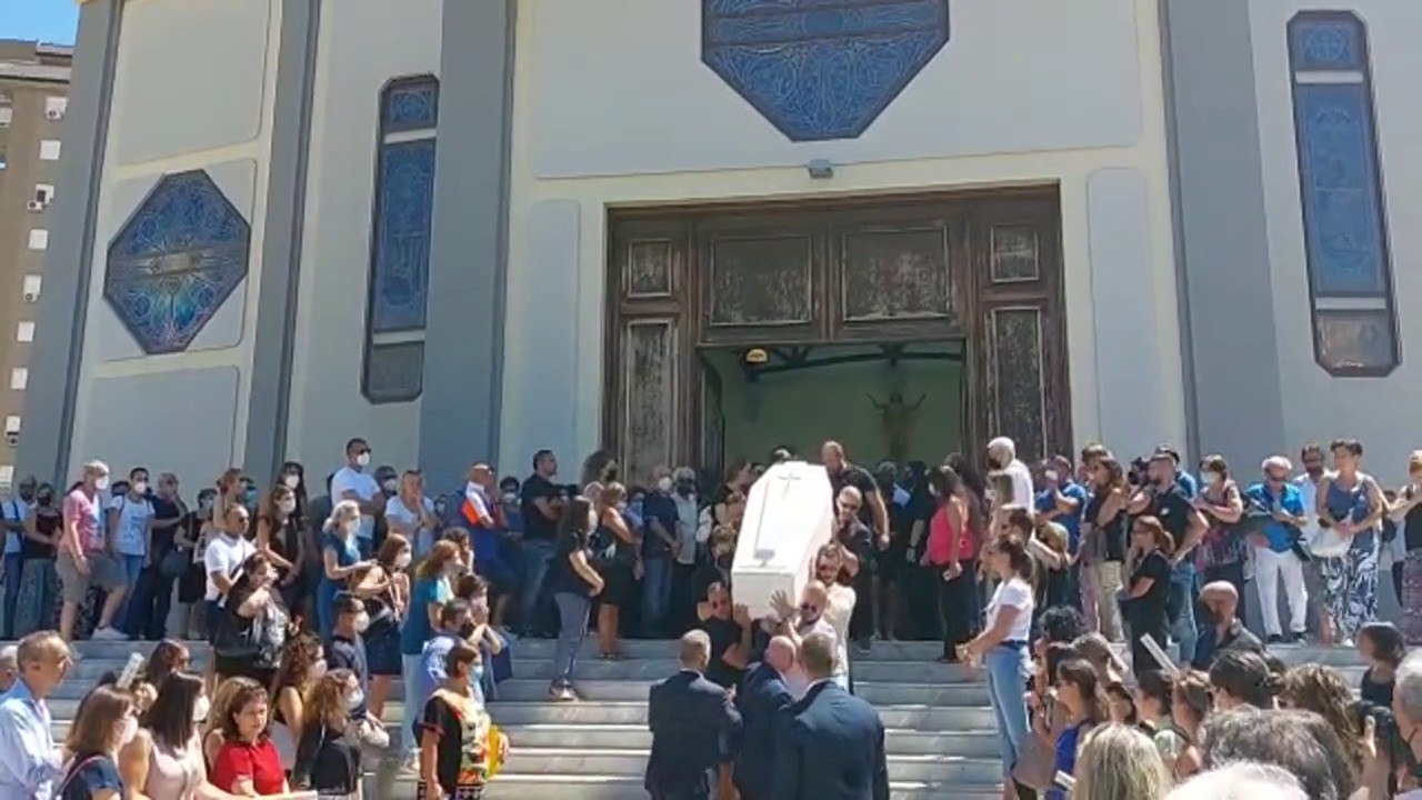 A Palermo l'addio ad Andrea, il bimbo morto a Sharm