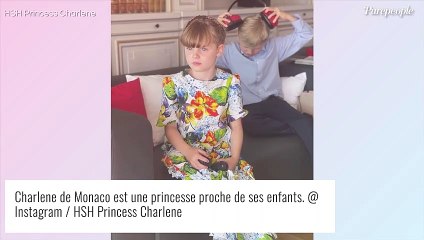 Download Video: Charlene et Albert de Monaco : leurs jumeaux Gabriella et Jacques diplômés, fiers ils dévoilent une rare photo de famille