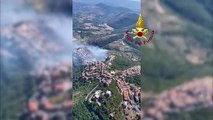 Roma, incendio oggi a San Polo dei Cavalieri: video dall'elicottero