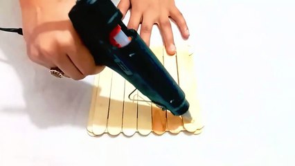 DiY - Popsicle Stick Picture Frame