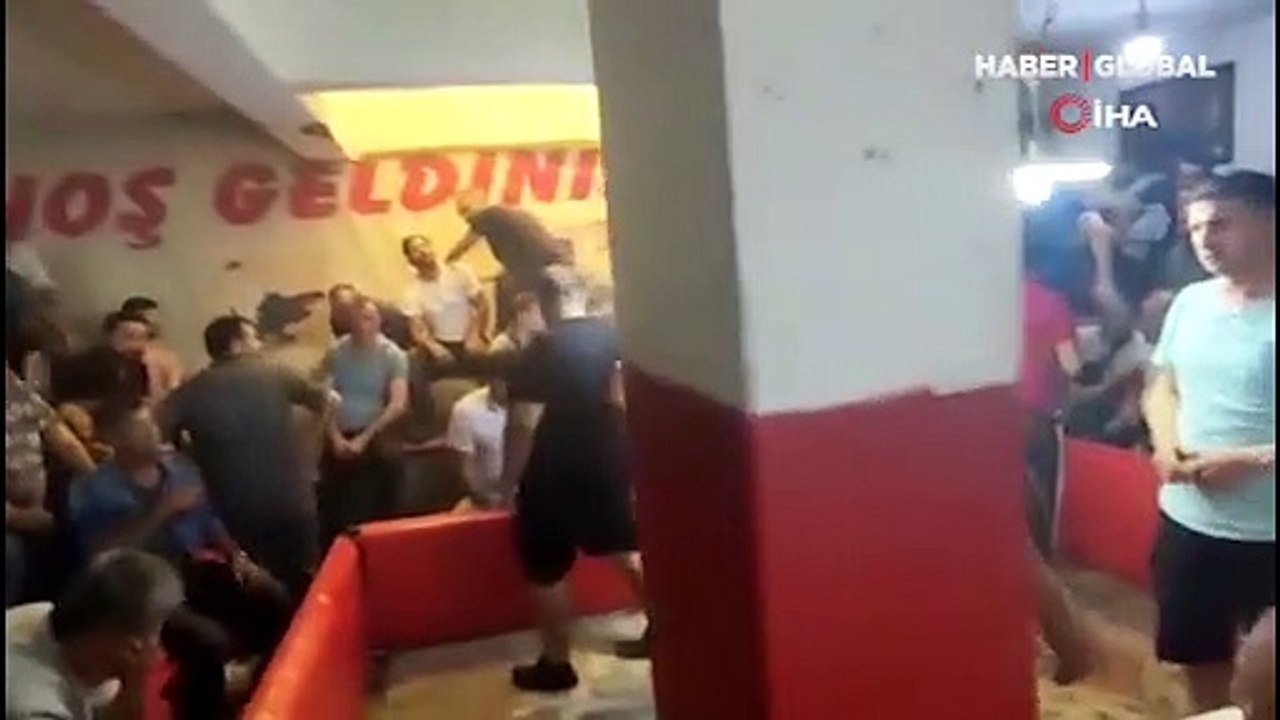 Kırıkkale'de dernekte yasa dışı horoz dövüşüne baskın! 46 horoz, kurtarıldı