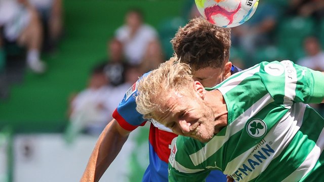 Greuther Furth v Holstein Kiel