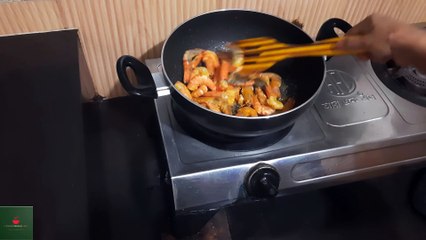 বাগদা চিংড়ি দিয়ে মান-কচুর রেসিপি