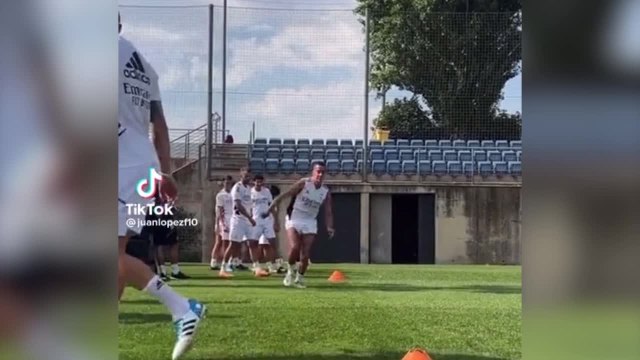 El mismo ejercicio pero muy diferente: escuchen a los demás con Kroos y Lucas