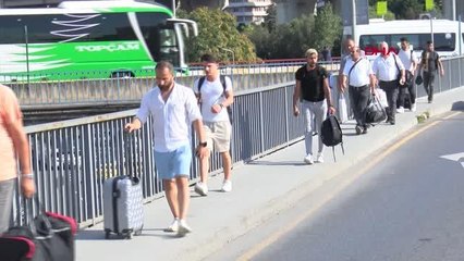 İSTANBUL-OTOGARDA BAYRAM DÖNÜŞÜ YOĞUNLUĞU