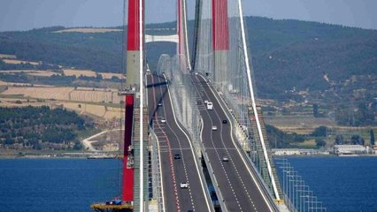 Tatilciler 1915 Çanakkale Köprüsü'nü tercih etti