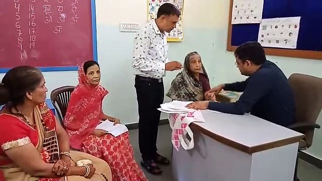 निशुल्क चिकित्सा शिविर में 400 से ज्यादा मरीजों को मिला लाभ