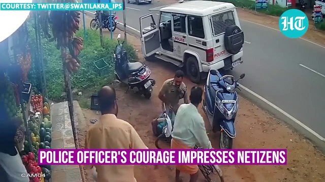 Kerala cop fights man holding a giant machete; Video goes viral, netizens applaud 'hero'