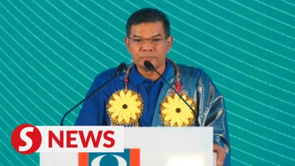 Anwar not beyond reproach, Saifuddin tells Rafizi