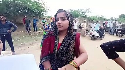 अतिक्रमण को लेकर बना सोले का वीरू, अफसर नहीं सुनते फरियाद