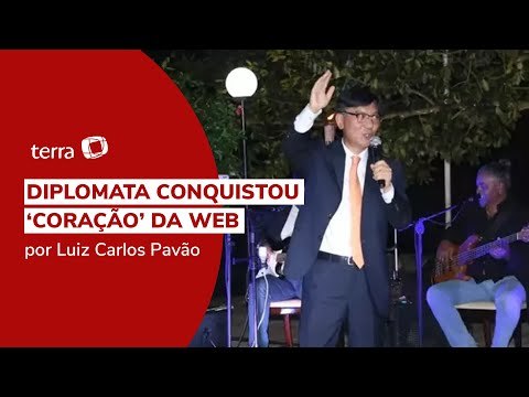 Embaixador da Coreia do Sul conquista web cantando 'Evidências' e 'Garçom'