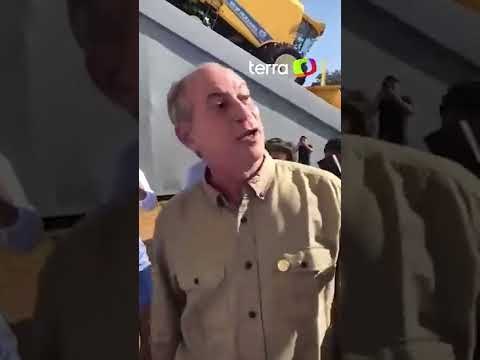 Ciro Gomes agride bolsonarista com soco durante evento em SP #shorts
