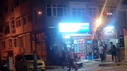 O anlar kamerada! Yabancı uyruklular tekme tokat birbirine girdi